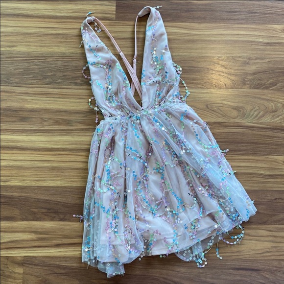Hello Molly Dresses & Skirts - ❗️SOLD❗️🎉HP🎉 Hello Molly Dress